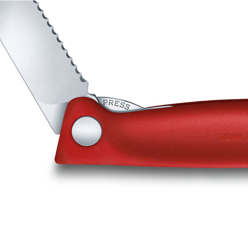 Victorinox - Faltbares Gemüsemesser SwissClassic, 11 cm, rot