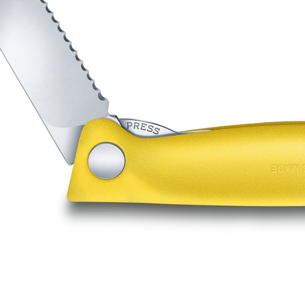 Victorinox - Foldable Paring Knife SwissClassic, 11 cm