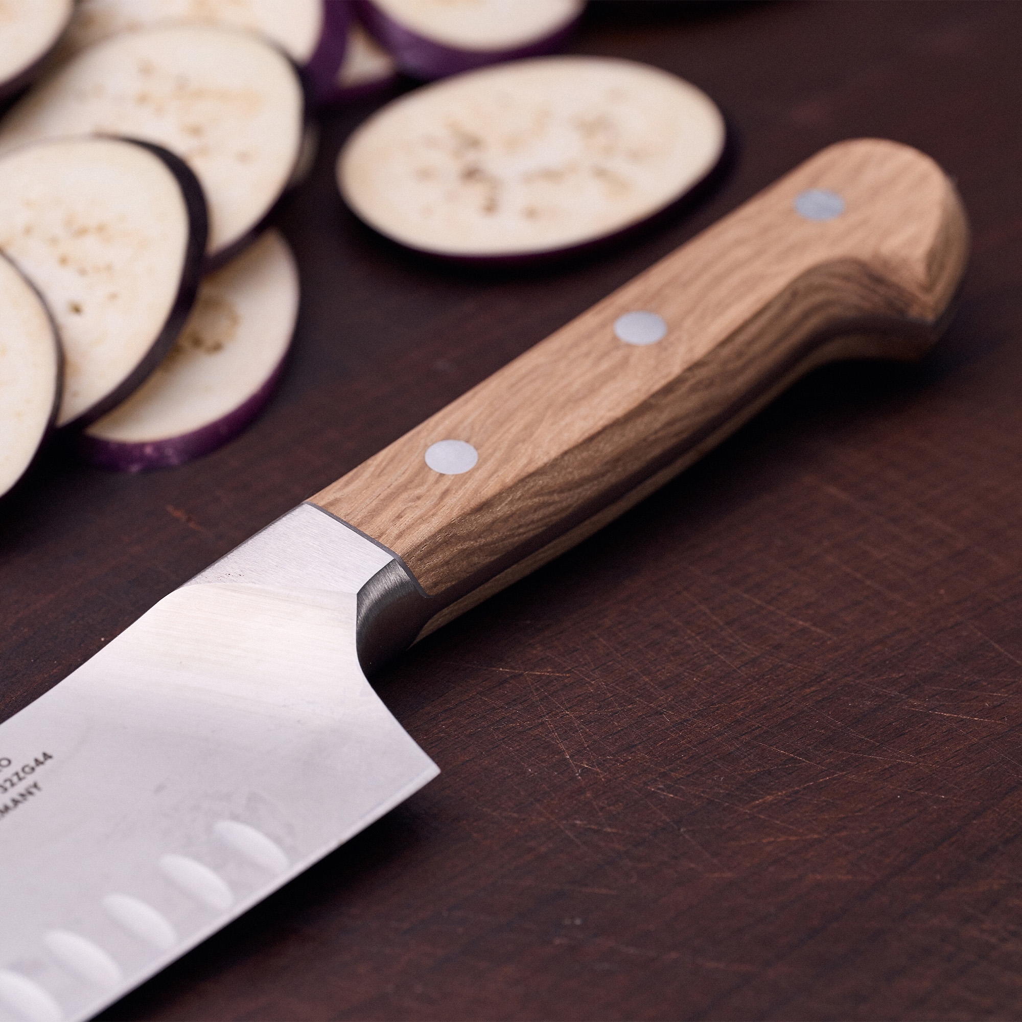 ZWILLING - Santoku knife | Pro Wood | 18 cm | scalloped edges