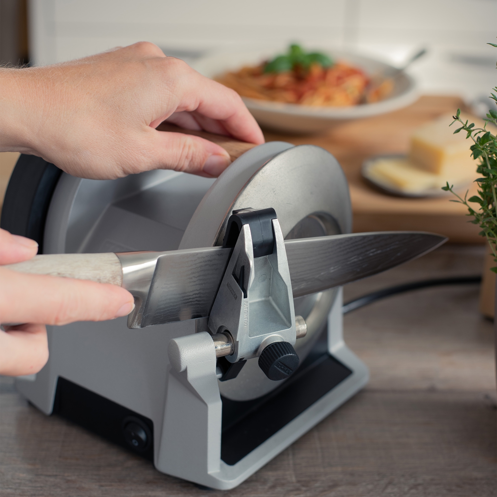 Tormek – T-1 Kitchen Knife Sharpener Zinc Gray