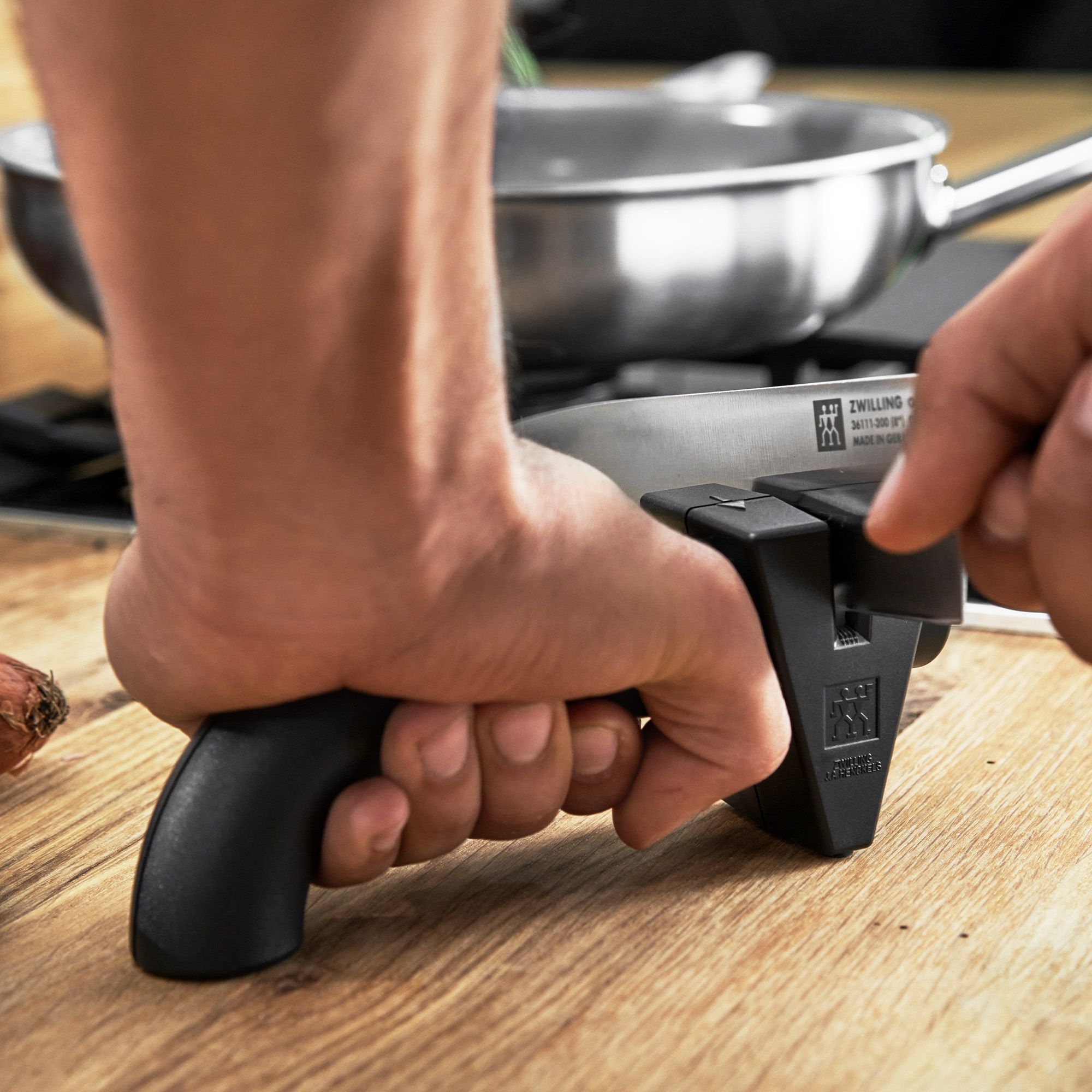 ZWILLING - Knife sharpener | 17 cm | black