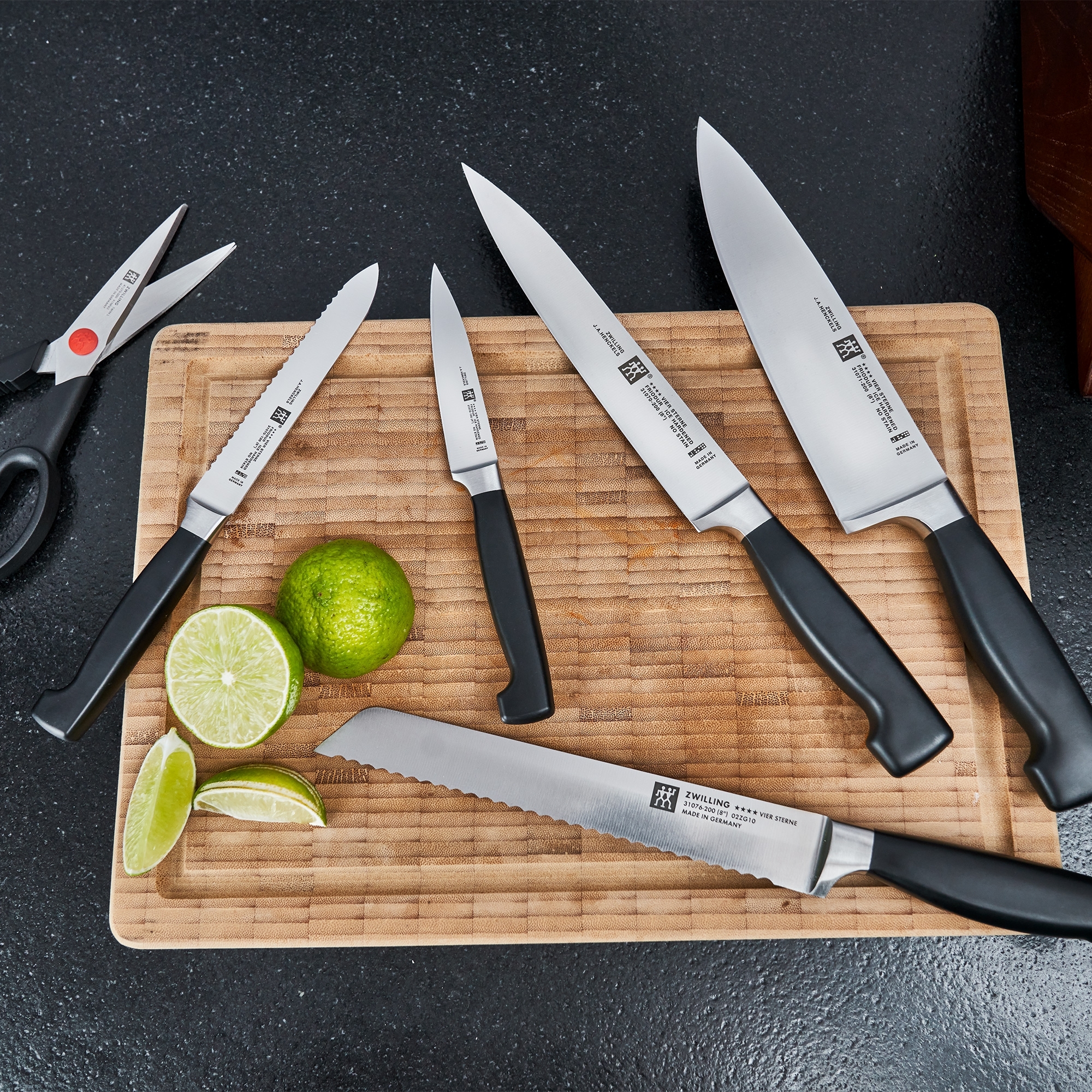 Zwilling - **** FOUR STARS self-sharpening 7-piece knife block