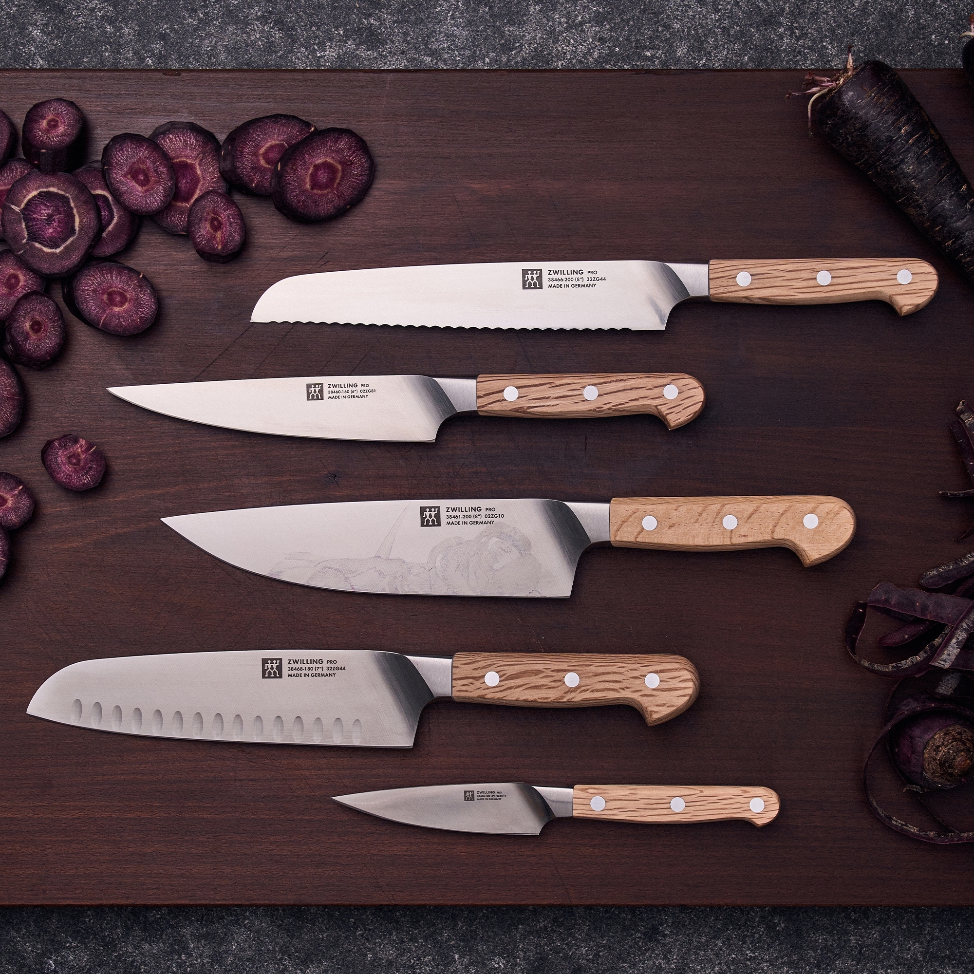 ZWILLING - Santoku knife | Pro Wood | 18 cm | scalloped edges