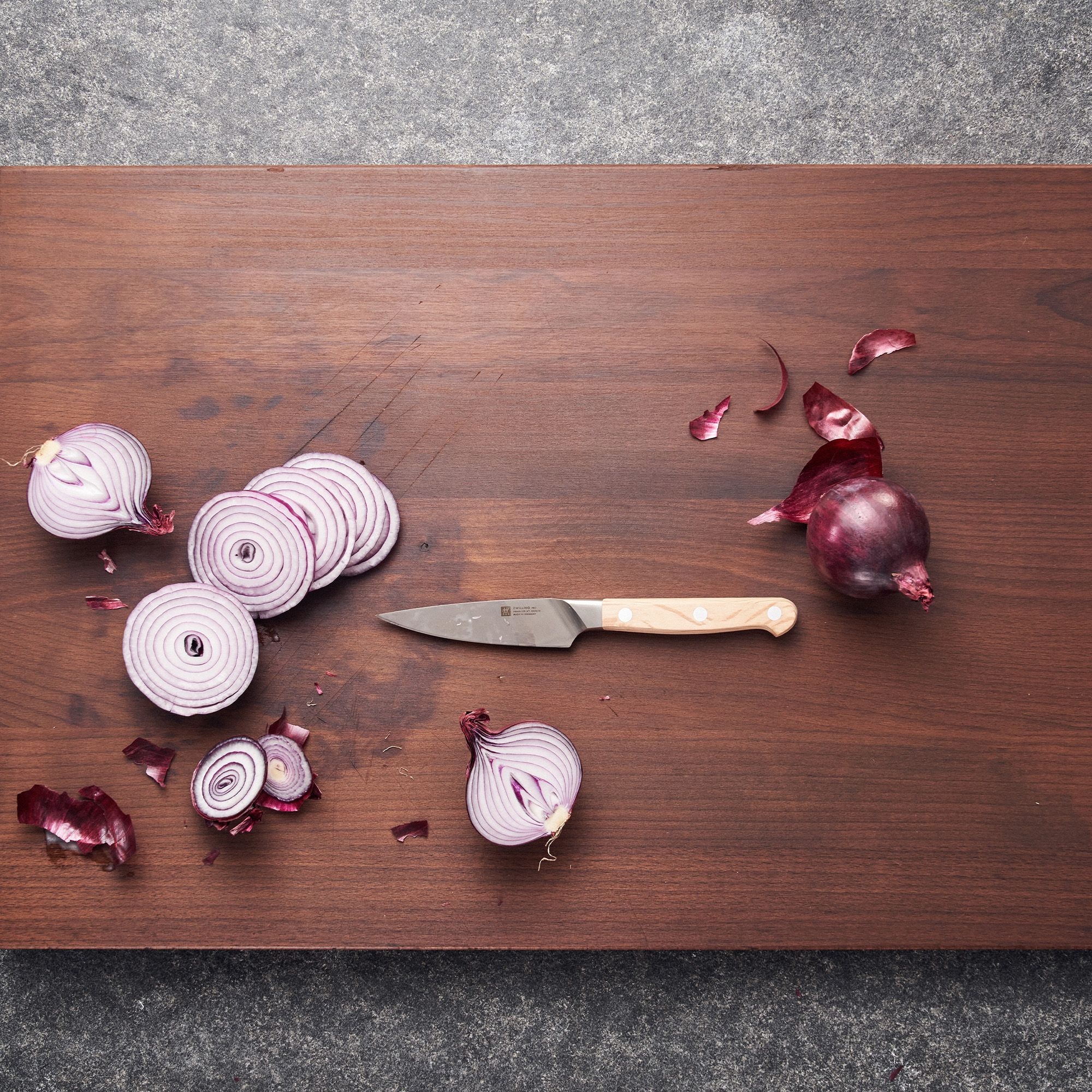 ZWILLING - Paring and garnishing knife | Pro Wood | 10 cm