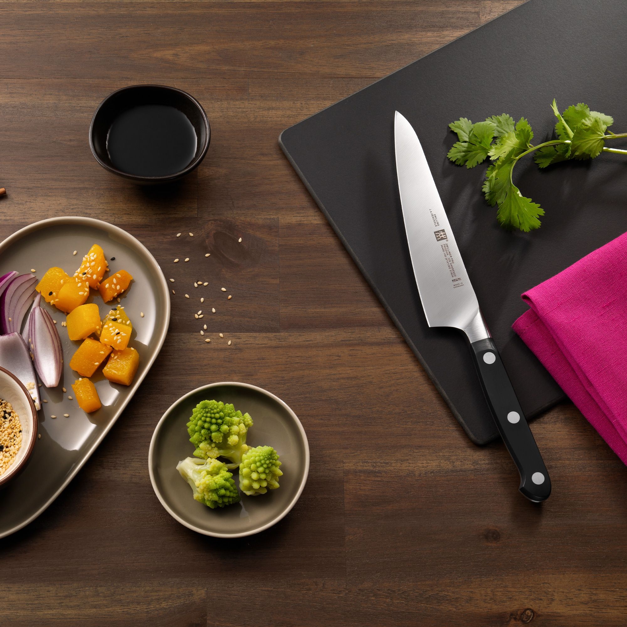ZWILLING - Chef's knife compact | Pro | 14 cm
