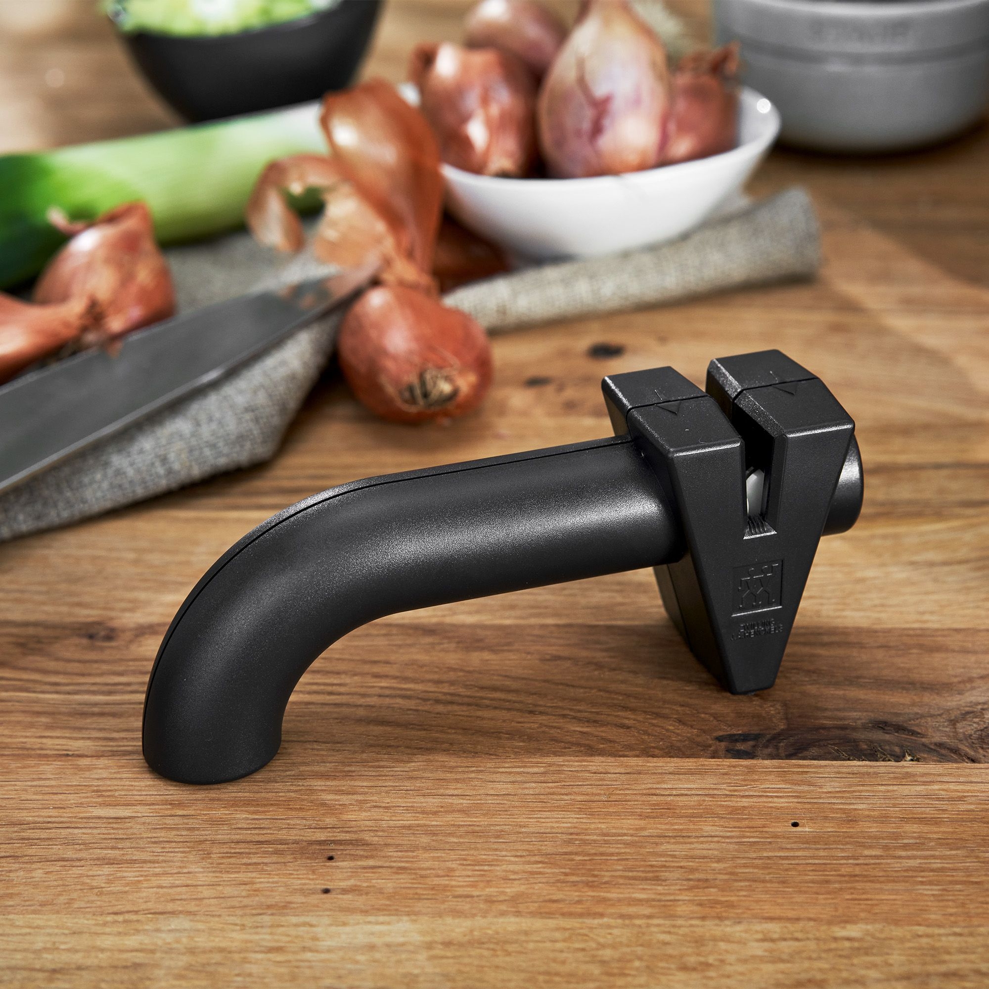 ZWILLING - Knife sharpener | 17 cm | black